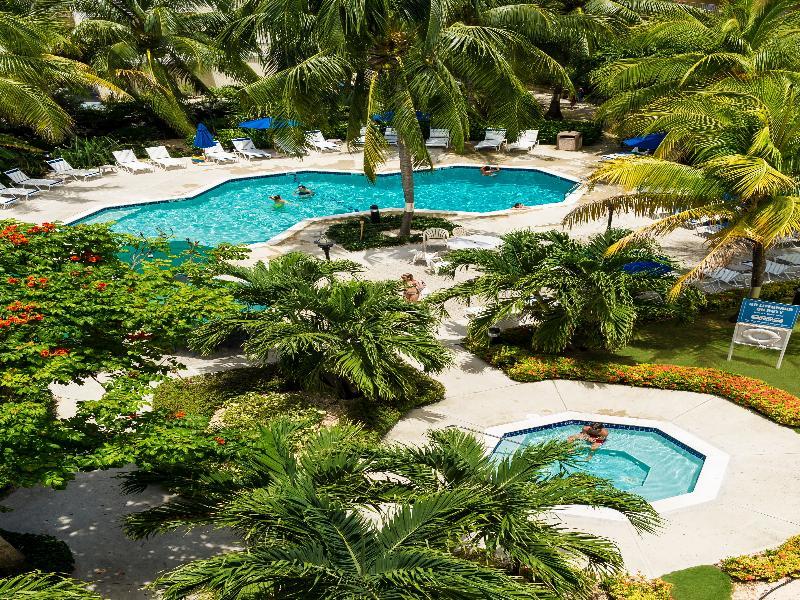 Hampton By Hilton Grand Cayman Seven Mile Beach جورج تاون المظهر الخارجي الصورة