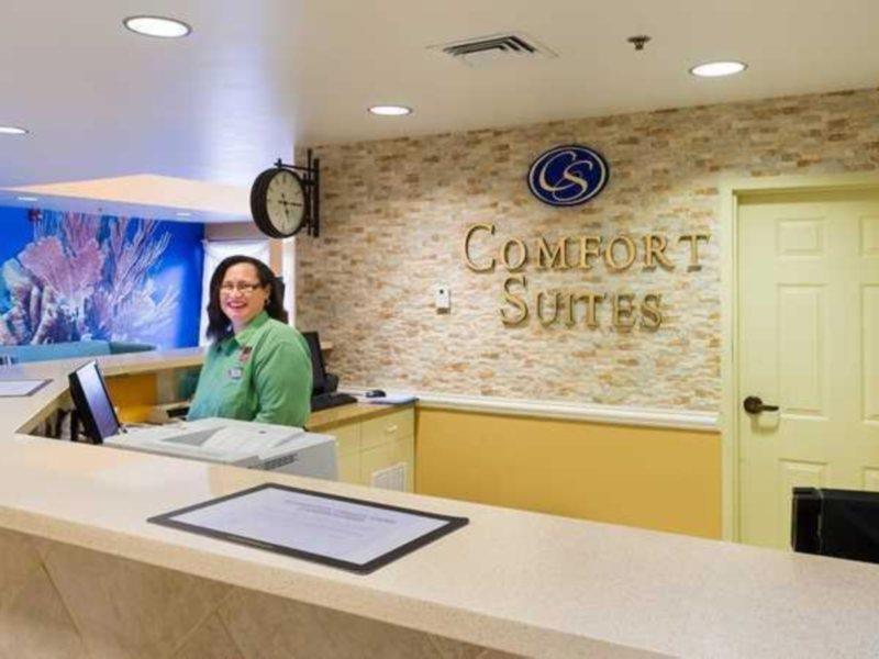 Hampton By Hilton Grand Cayman Seven Mile Beach جورج تاون المظهر الخارجي الصورة